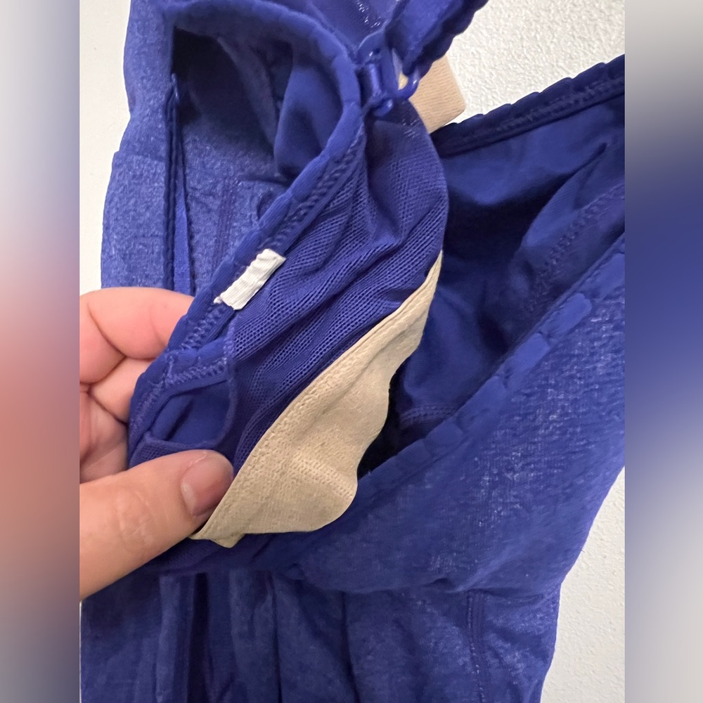 Lululemon Graceful Flow Tank - Picture 9 of 12